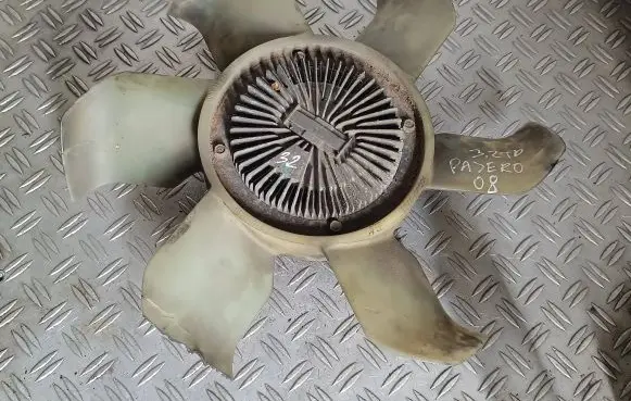 Mitsubishi Pajero Viscous fan clutch 