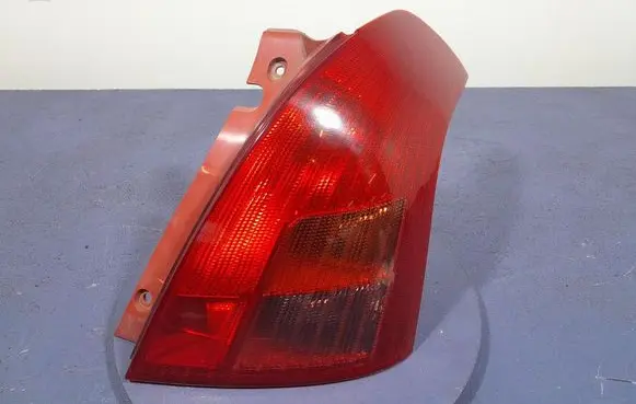 Suzuki Swift I Rear/tail lights 