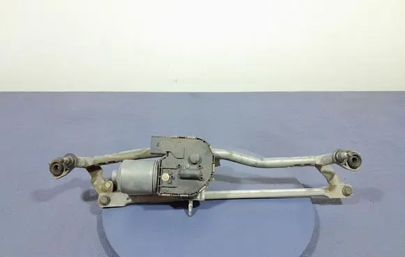 Audi A3 S3 A3 Sportback 8P Front wiper linkage and motor 8P1955023K