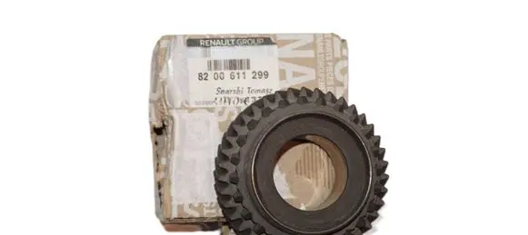 Renault Captur II Fifth/5th gear pinion 8200611299