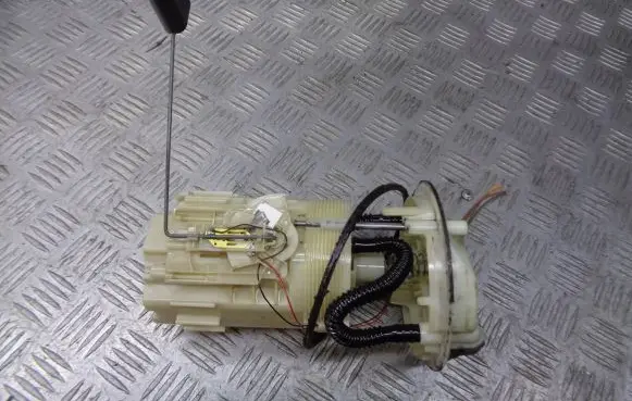 Renault Megane II Fuel level sensor 