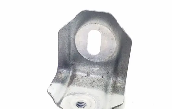 Mercedes-Benz SL R230 Fender mounting bracket A2308800314