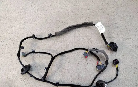 Volvo XC60 Rear door wiring loom 31676180AC27A 31676180AC