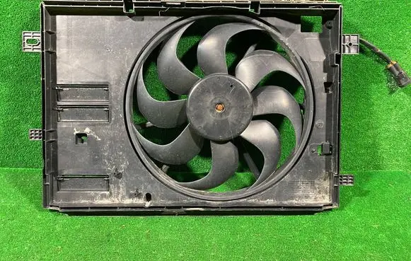 Peugeot Partner Electric radiator cooling fan 9806313880
