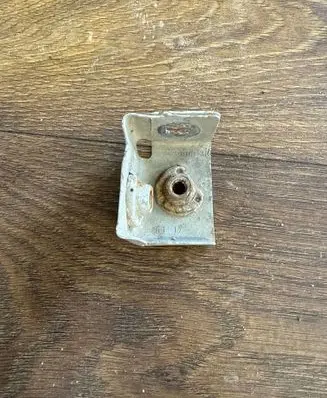 Renault Master III Fender mounting bracket 625250003r