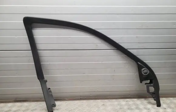 Dodge Durango III Front door glass trim molding 05091018AA 1JW71TRMAD 1JW71TRM9AD
