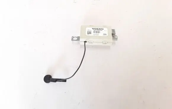 Volvo C30 Aerial antenna amplifier 30732030
