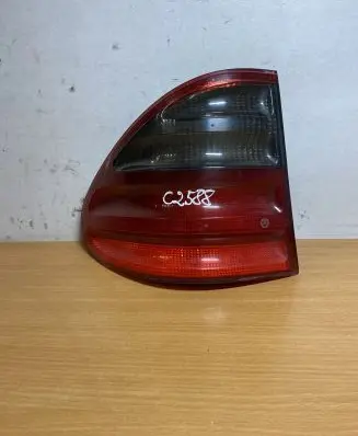 Mercedes-Benz E W210 Rear/tail lights A2108206764 C2588