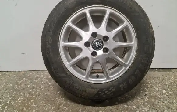 Volvo S60 R15 alloy rim 8698047
