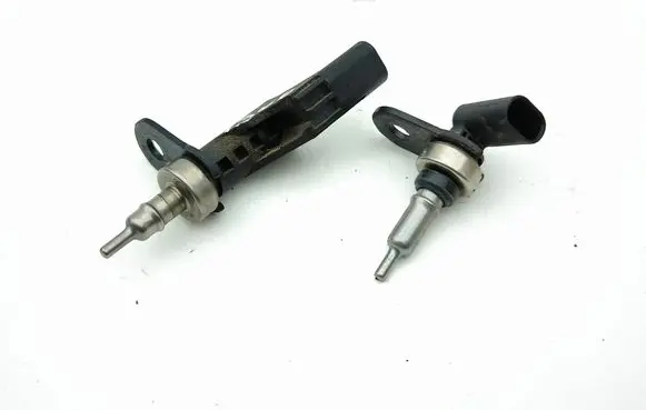 Coolant temperature sensor