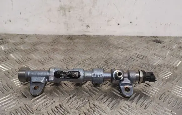Fiat 500X Fuel main line pipe 0445214363