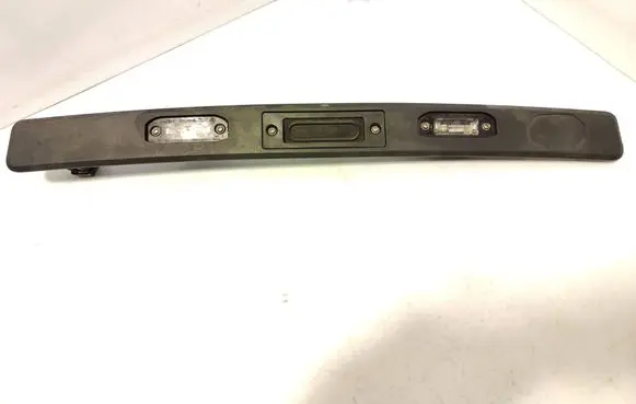 Volvo XC60 Trunk door license plate light bar 30753341