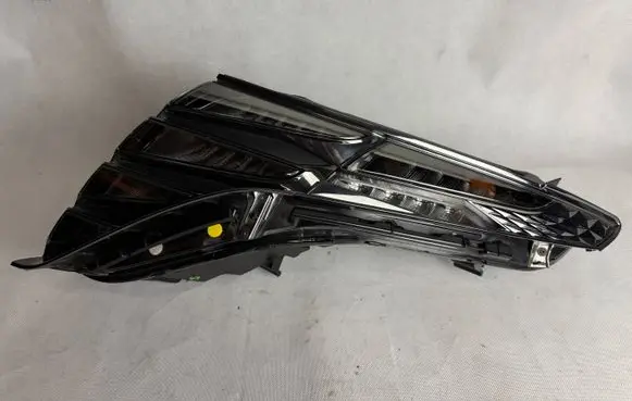 Hyundai Tucson IV NX4 Headlight/headlamp 92207N7100 NX4E
