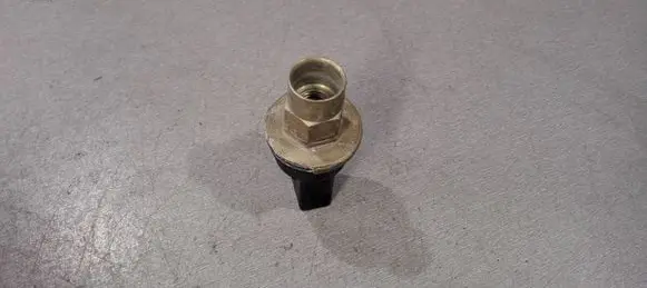 Volkswagen Bora Air conditioning (A/C) pressure sensor 1J0959126