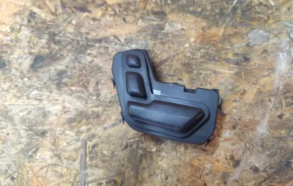 Mercedes-Benz ML W166 Seat control switch A1669053700