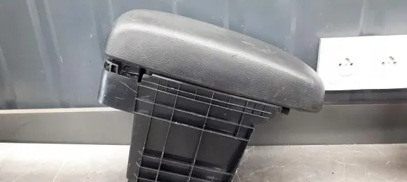 Mazda 6 Armrest gj6a6445x