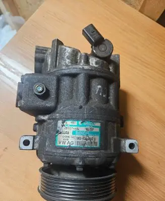 Volkswagen PASSAT B6 Air conditioning (A/C) compressor (pump) 1K0820803G 82907464