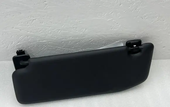 Sun visor