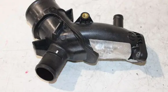 Renault Megane IV Air intake duct part 165763328R