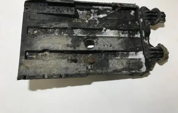 Volvo 850 Battery box tray 9444453