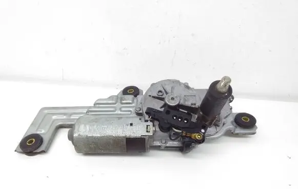 Mitsubishi Pajero Rear window wiper motor 0390206518