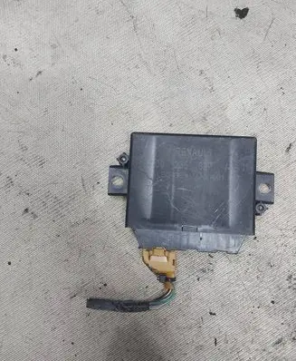 Renault Espace - Grand espace IV Parking PDC control unit/module 8200235627