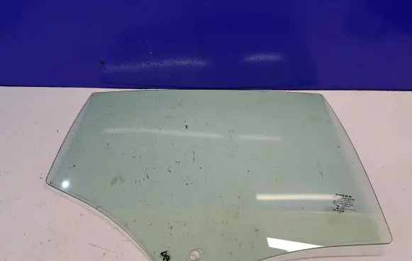 Volvo S60 Rear door window glass 31385417