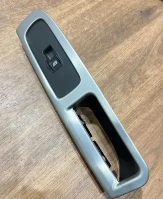 Volvo V50 Electric window control switch 30773214 01105092010237 03453305