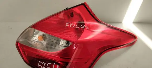 Ford Focus Rear/tail lights LAMPAPRAWAFOCUS