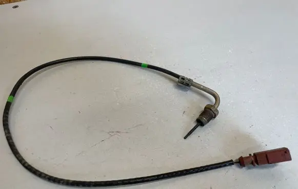Audi A4 S4 B9 Exhaust gas temperature sensor 03L906088BH