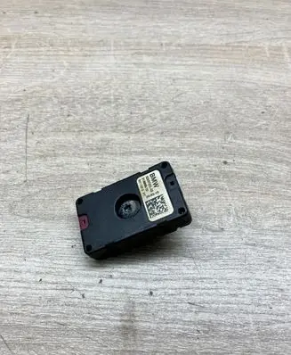 BMW 5 G30 G31 G38 Aerial antenna amplifier 9325723 218898