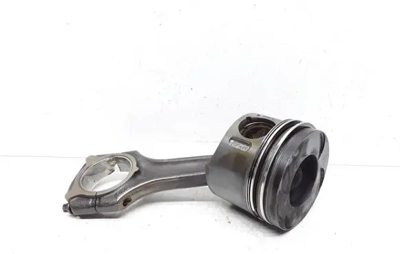 Mercedes-Benz E W211 Piston with connecting rod 8854