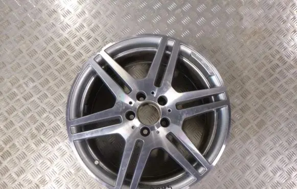 Mercedes-Benz E AMG W212 R18 alloy rim 