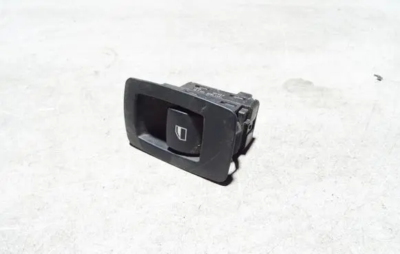 BMW 1 E81 E87 Electric window control switch 6935534