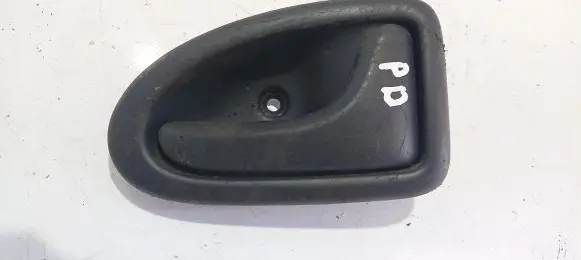 Renault Megane I Front door interior handle 8200028995