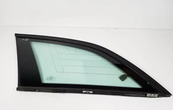 Mercedes-Benz C W204 Rear side window A2046701312