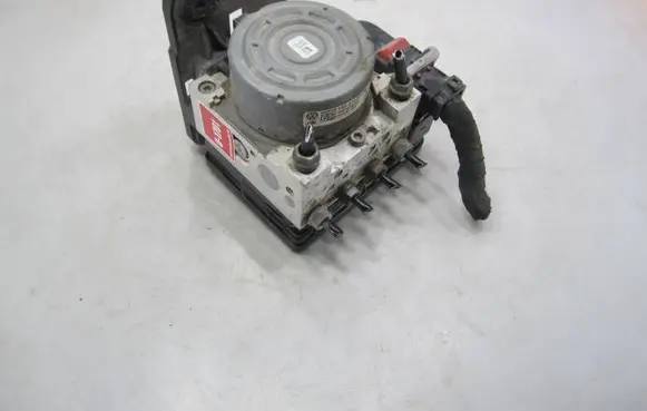 Volkswagen PASSAT B8 ABS Pump 5Q0614517BK 10091603793 10062534441