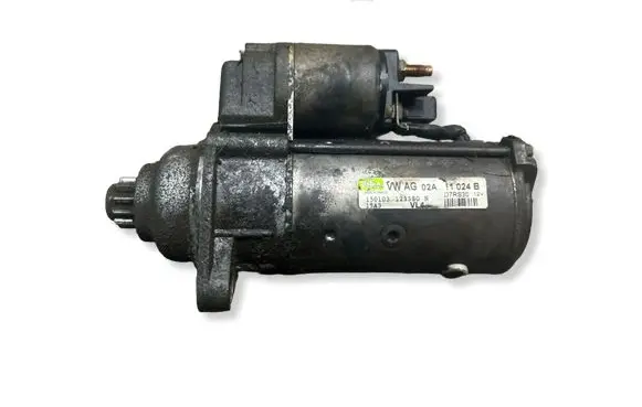 Volkswagen Golf IV Starter motor D7RS30