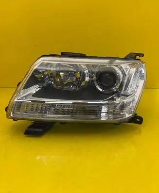 Suzuki Grand Vitara II Headlight/headlamp VitaraII