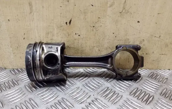 Volkswagen PASSAT B8 Piston with connecting rod 79L121 03LA