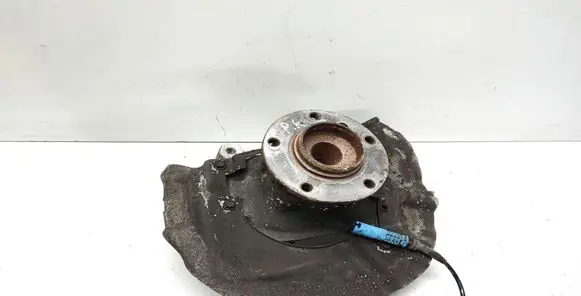 BMW 5 E60 E61 Front wheel hub spindle knuckle 6760953