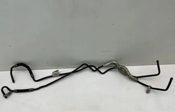 BMW 3 E92 E93 Oil cooling pipe 2283585