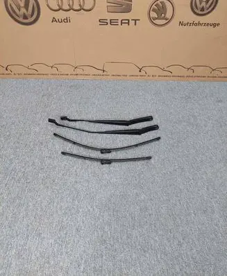 Windshield/front glass wiper blade