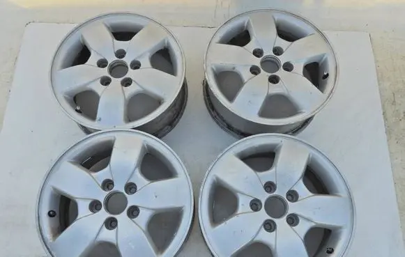 Honda FR-V R16 alloy rim 