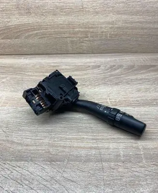 Toyota Avensis T250 Wiper control stalk 173654LH