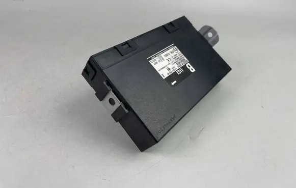 Subaru Outback Alarm control unit/module 88281AJ52A