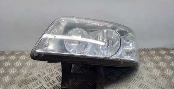 Volkswagen Transporter - Caravelle T5 Headlight/headlamp 7H1941015L 0301195201