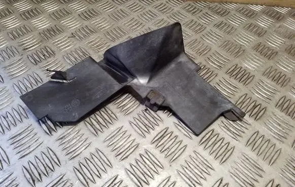 Ford Kuga I Intercooler air guide/duct channel 8V418327AA