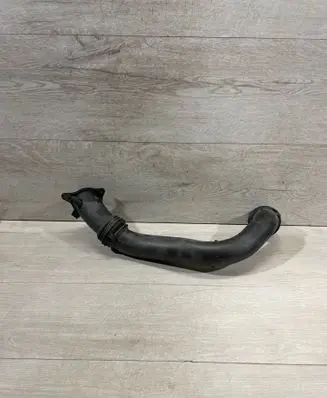 Intercooler hose/pipe