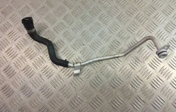 BMW X1 F48 F49 Engine coolant pipe/hose 8606015 7617381